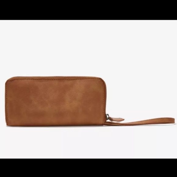 Free People Handbags - Free People Brown Vegan Leather Clutch